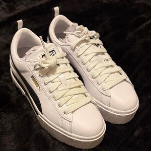 Puma White and Black Sneakers